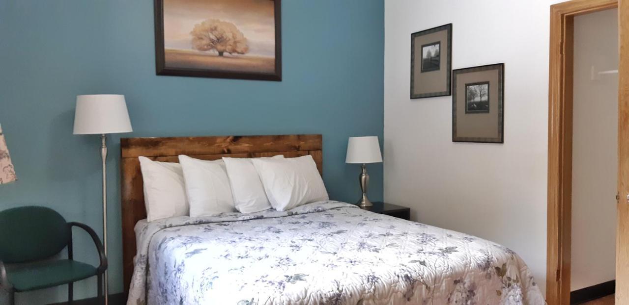 Blind River Maciver'S Motel And Camp المظهر الخارجي الصورة